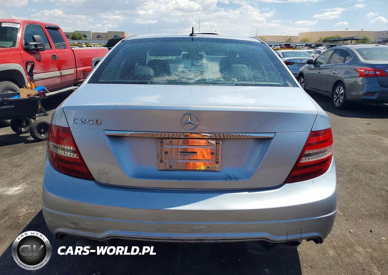 2014 Mercedes-Benz C 250 VIN:WDDGF4HB9EG214273 - 6
