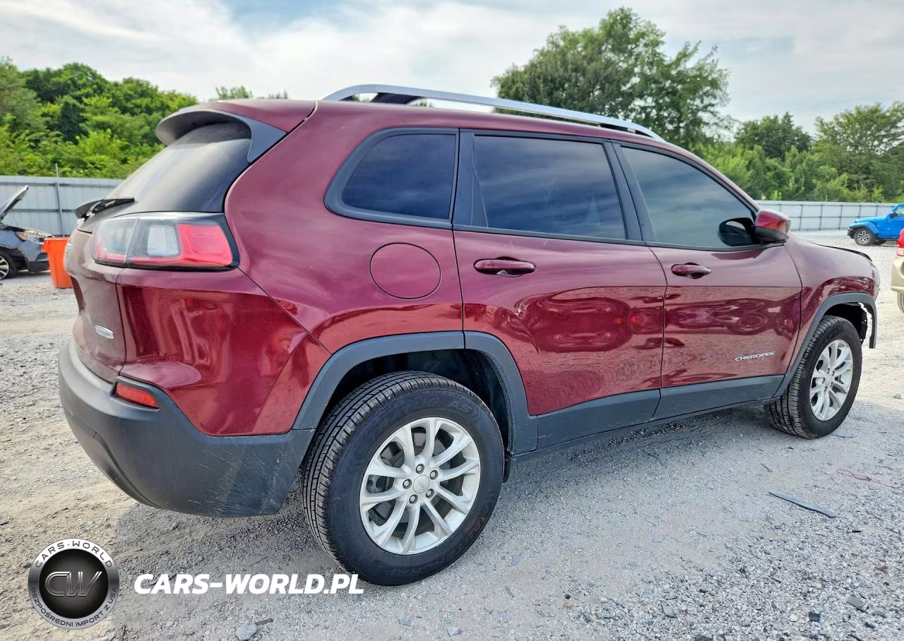 2020 Jeep Cherokee Latitude VIN:1C4PJMCB5LD532986 - 3