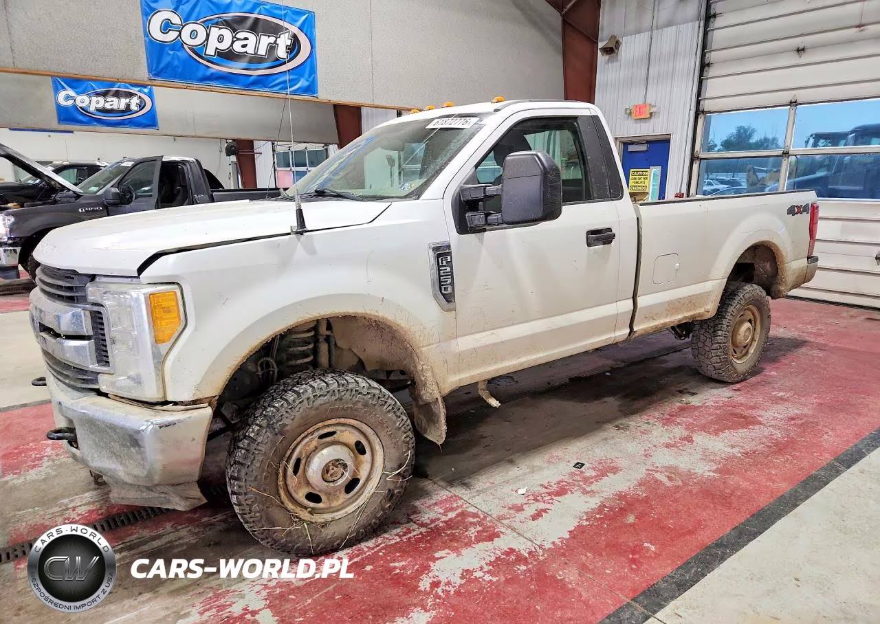 2017 Ford F250 Super Duty – zdjęcie 1 z 12
