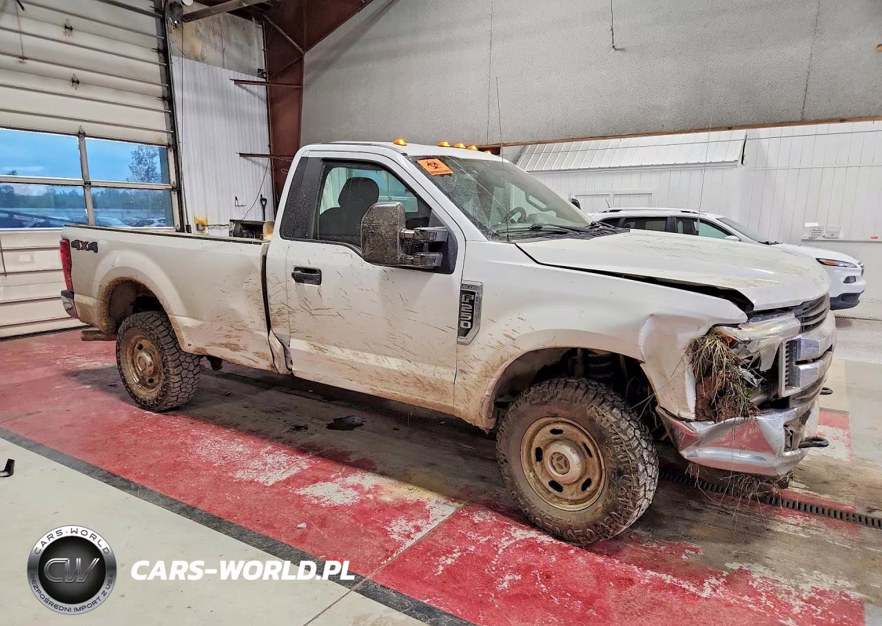 2017 Ford F250 Super Duty VIN:1FTBF2B6XHEC61087 - 4