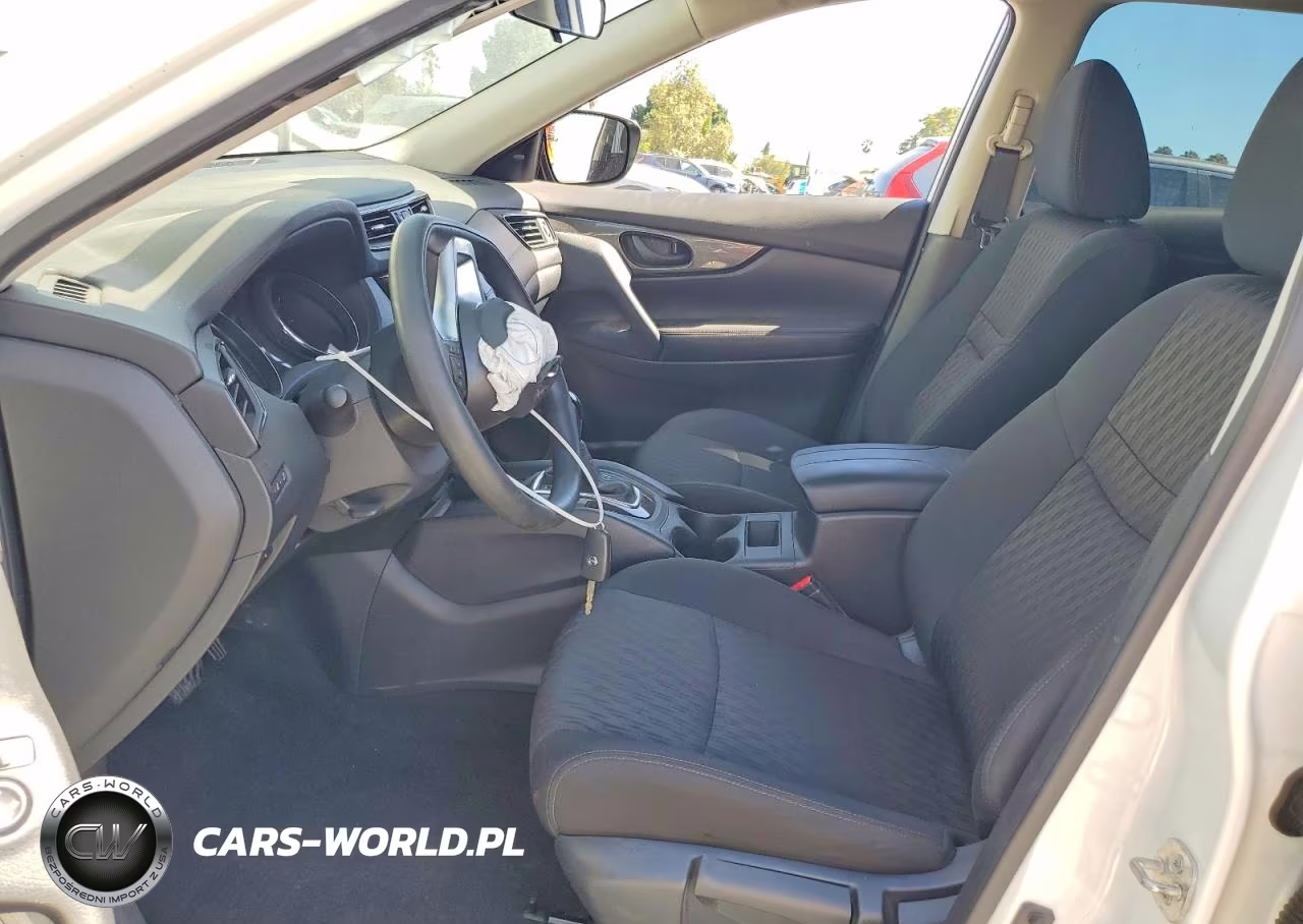2020 Nissan Rogue S VIN:5N1AT2MT9LC804243 - 7