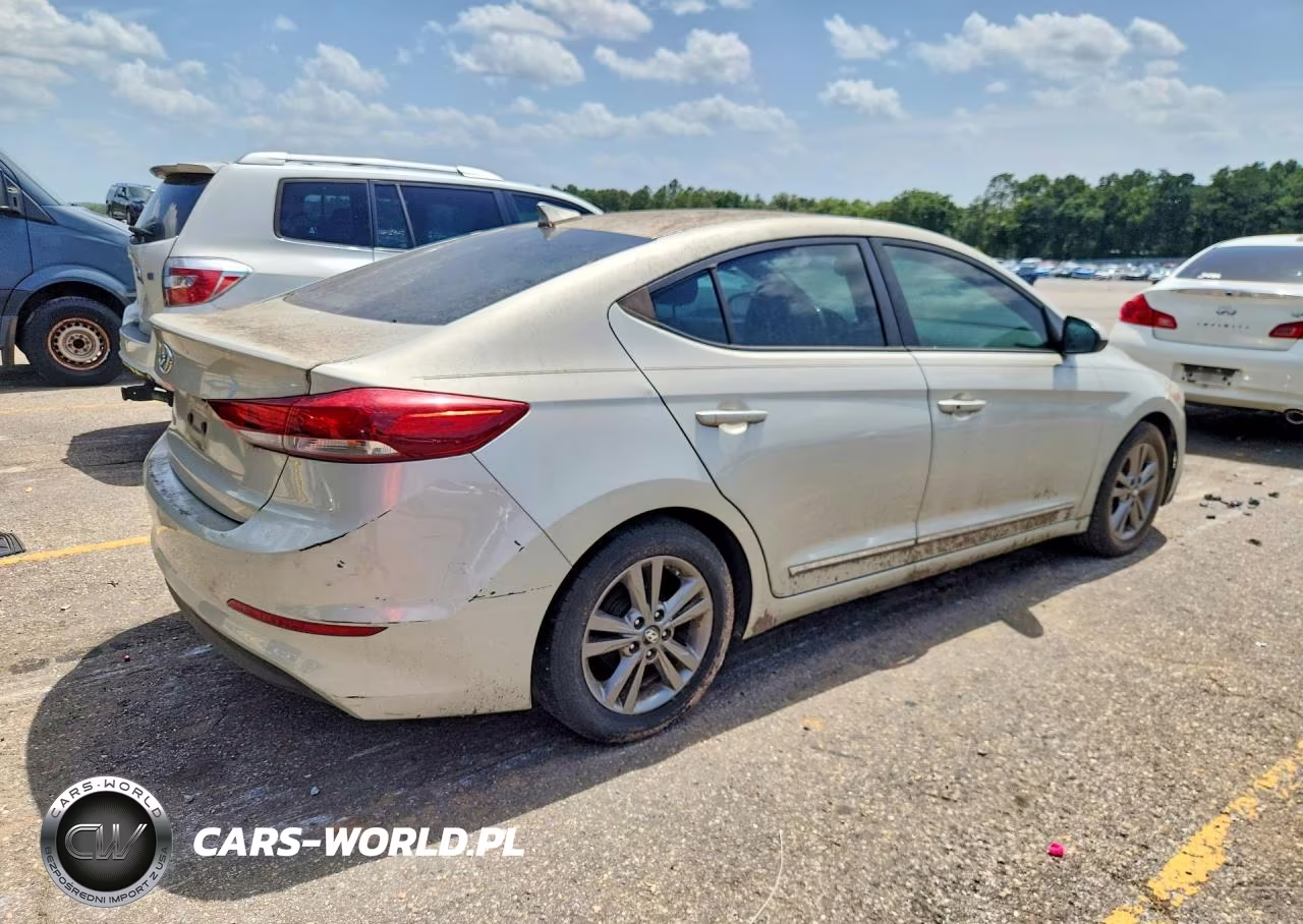 2017 Hyundai Elantra Value VIN:5NPD84LF1HH160811 - 3