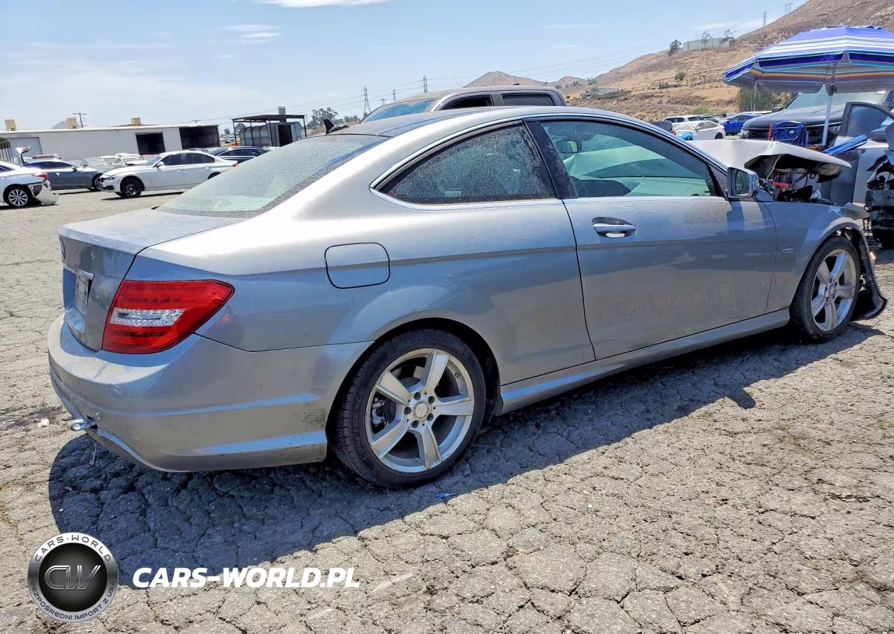 2012 Mercedes-Benz C 250 VIN:WDDGJ4HBXCF801034 - 3