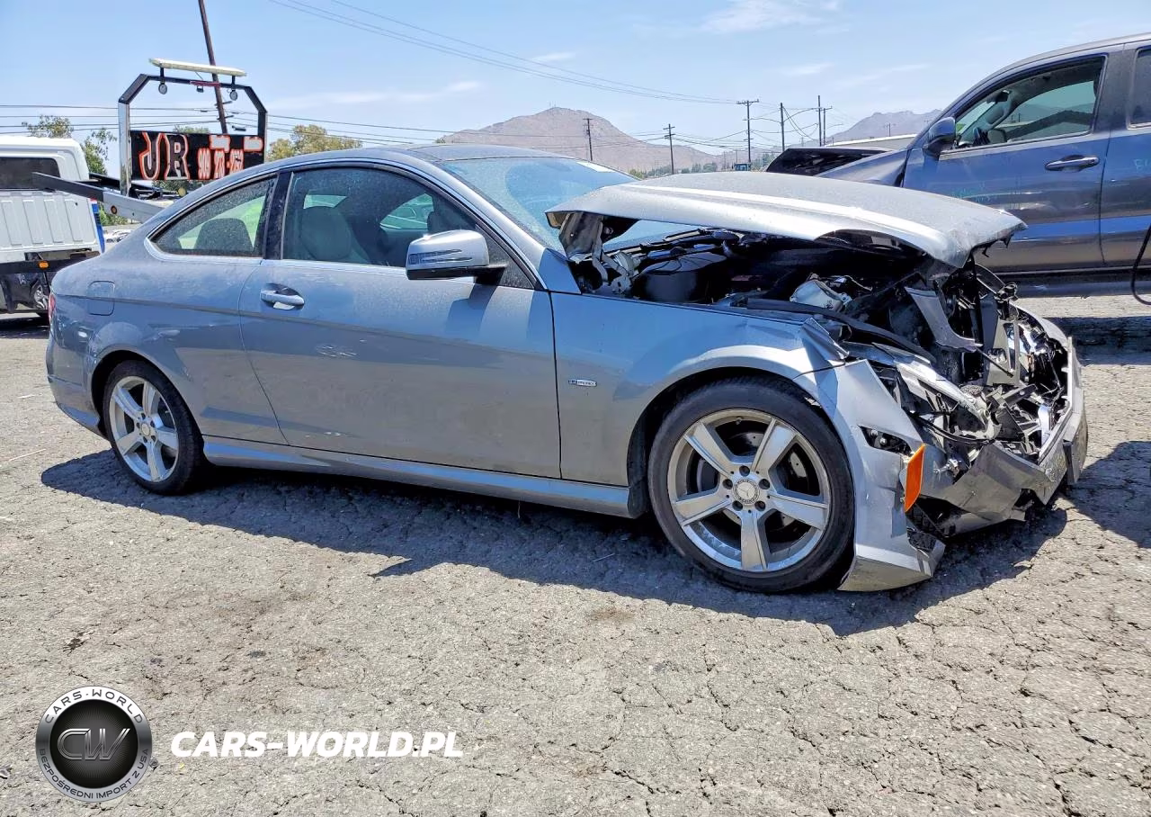 2012 Mercedes-Benz C 250 VIN:WDDGJ4HBXCF801034 - 4