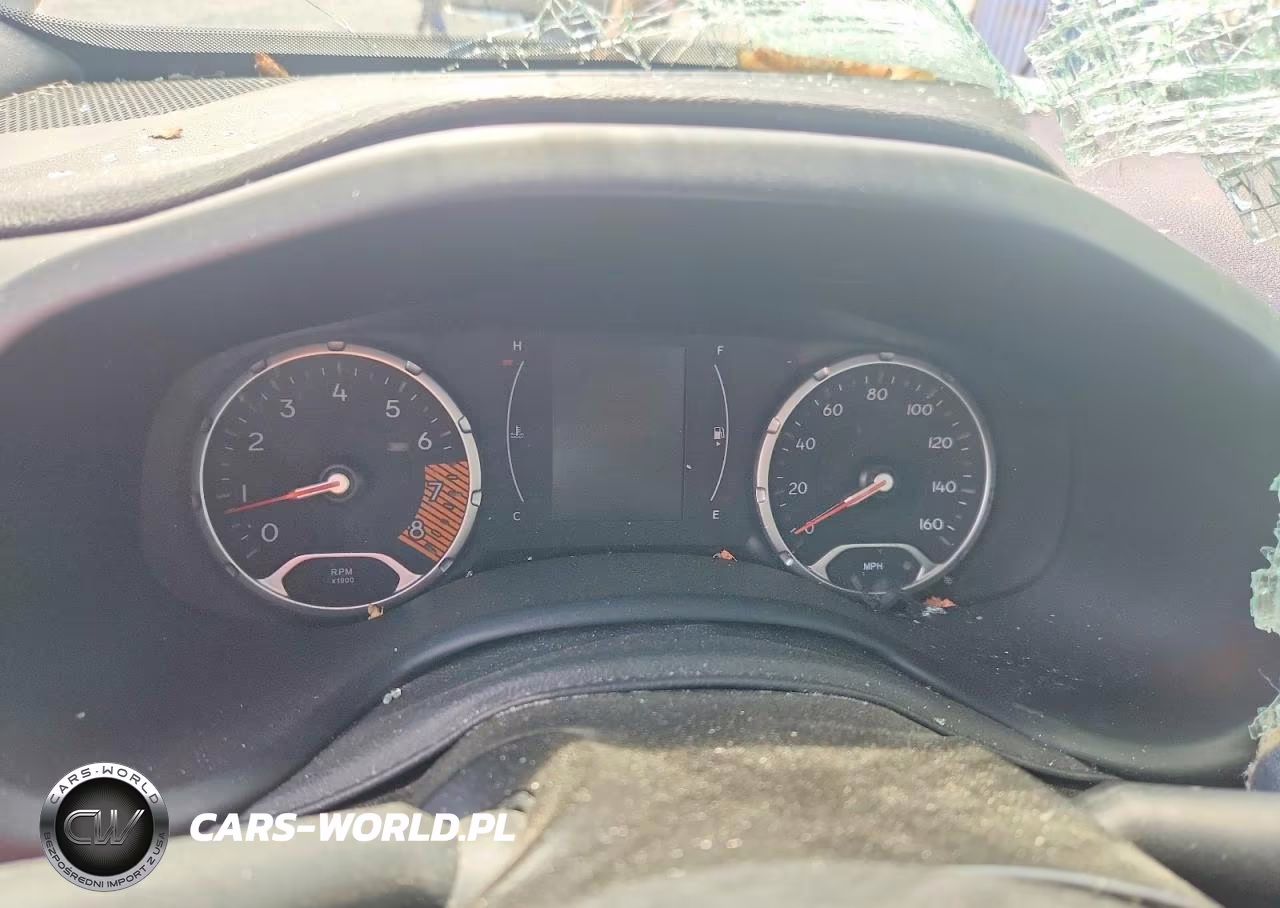 2020 Jeep Renegade Latitude VIN:ZACNJABB3LPL78946 - 9