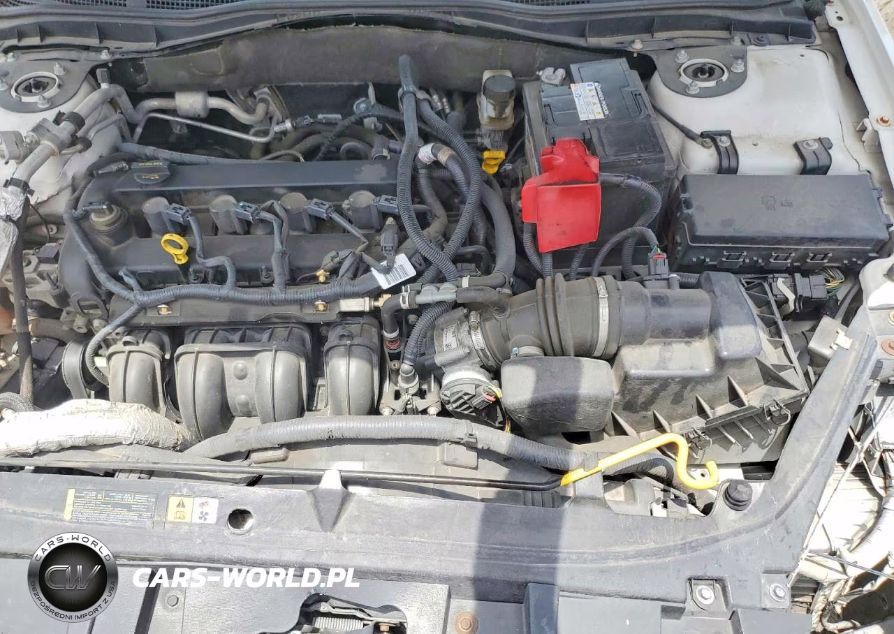 2012 Ford Fusion S VIN:3FAHP0GA7CR225815 - 11