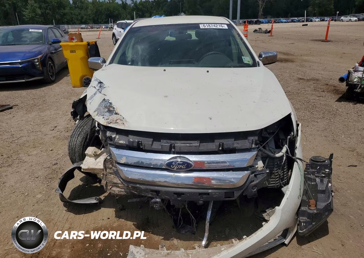 2012 Ford Fusion S VIN:3FAHP0GA7CR225815 - 5