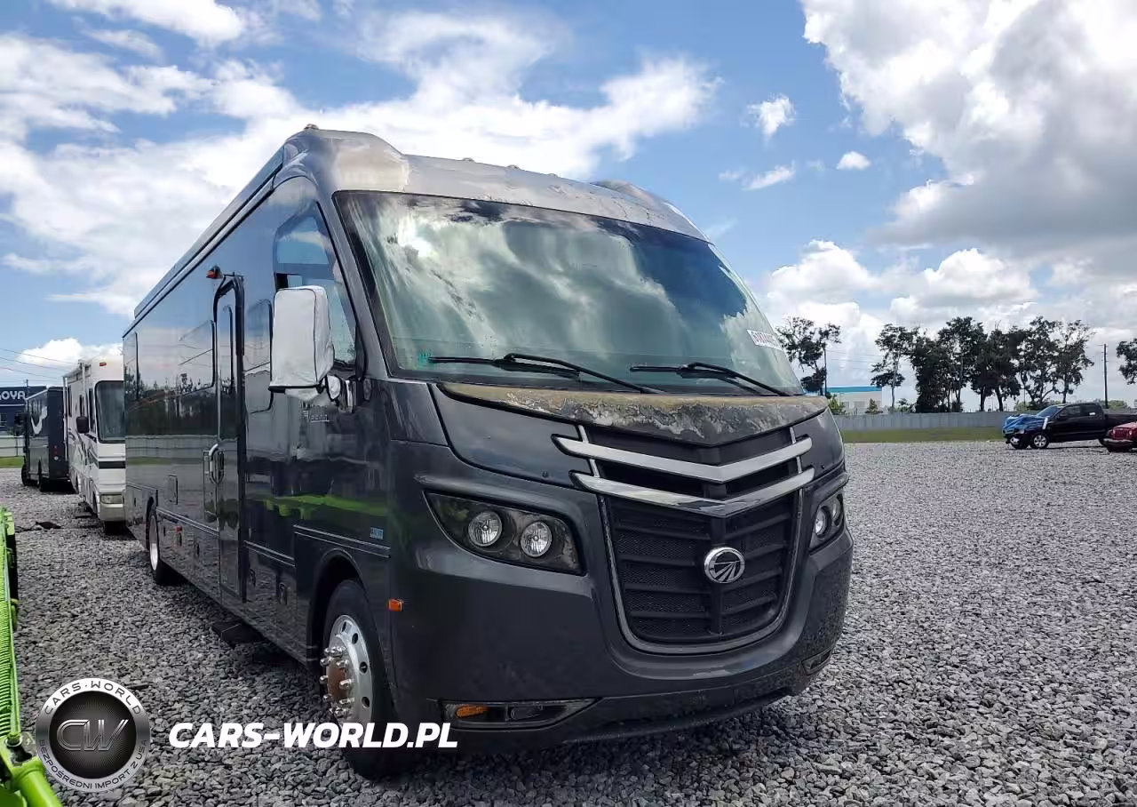 2012 Roadmaster Rail Lf4F