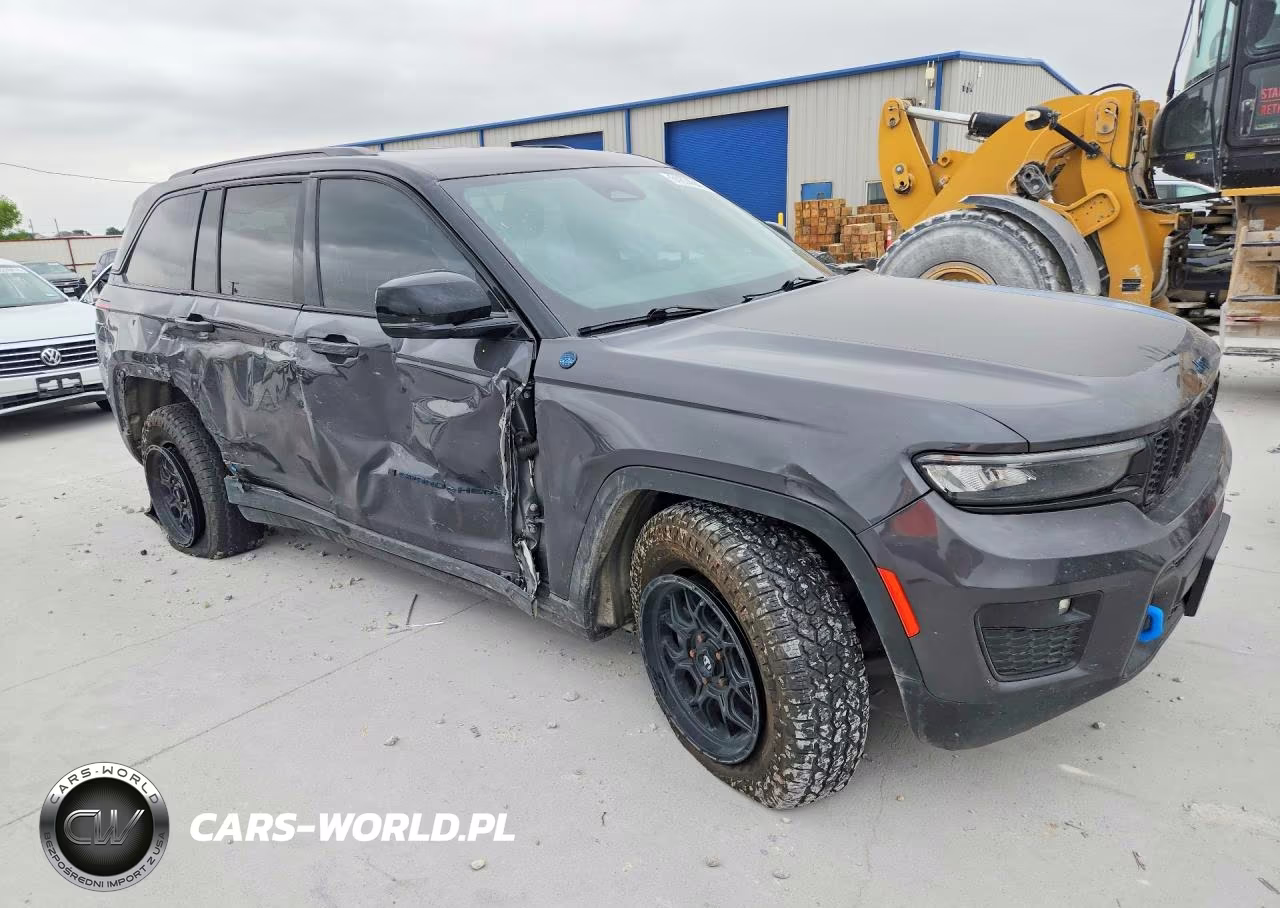 2022 Jeep Grand Cherokee Trailhawk 4Xe VIN:1C4RJYC60N8748467 - 4