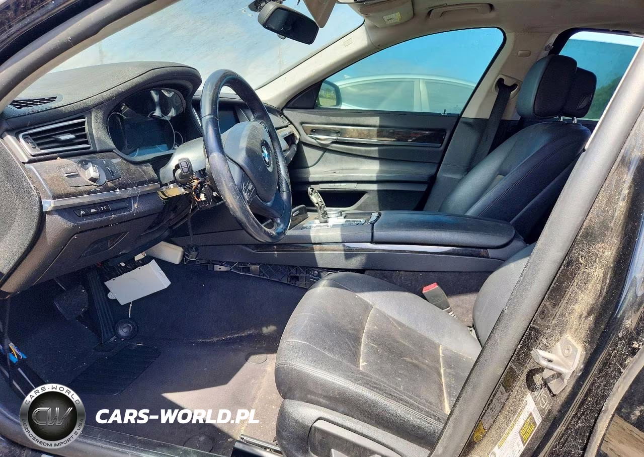 2015 BMW 7 Series VIN:WBAYA6C5XFD827027 - 7