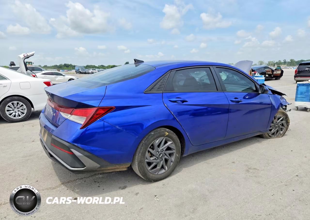 2024 Hyundai Elantra Sel VIN:KMHLM4DG0RU749477 - 3