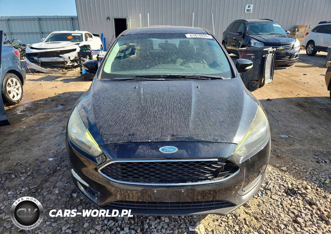2015 Ford Focus Se VIN:1FADP3F25FL340166 - 5