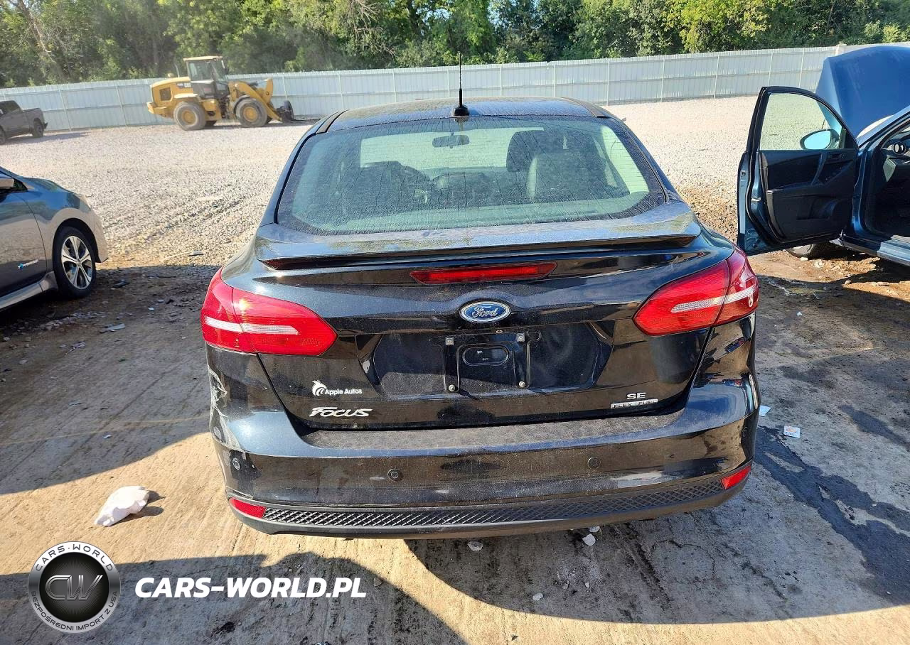 2015 Ford Focus Se VIN:1FADP3F25FL340166 - 6