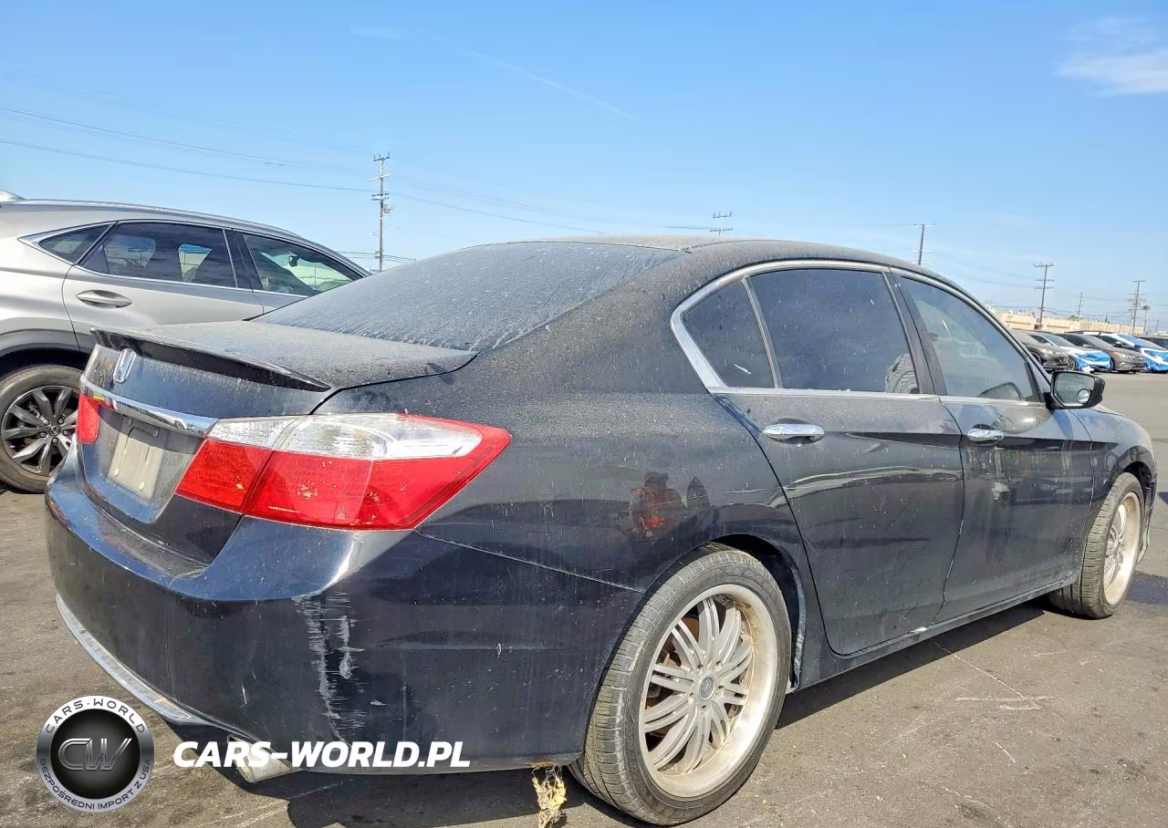 2015 Honda Accord Sport VIN:1HGCR2F55FA196443 - 3