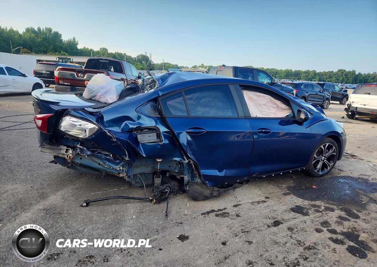 2019 Chevrolet Cruze Lt VIN:1G1BE5SMXK7135416 - 3