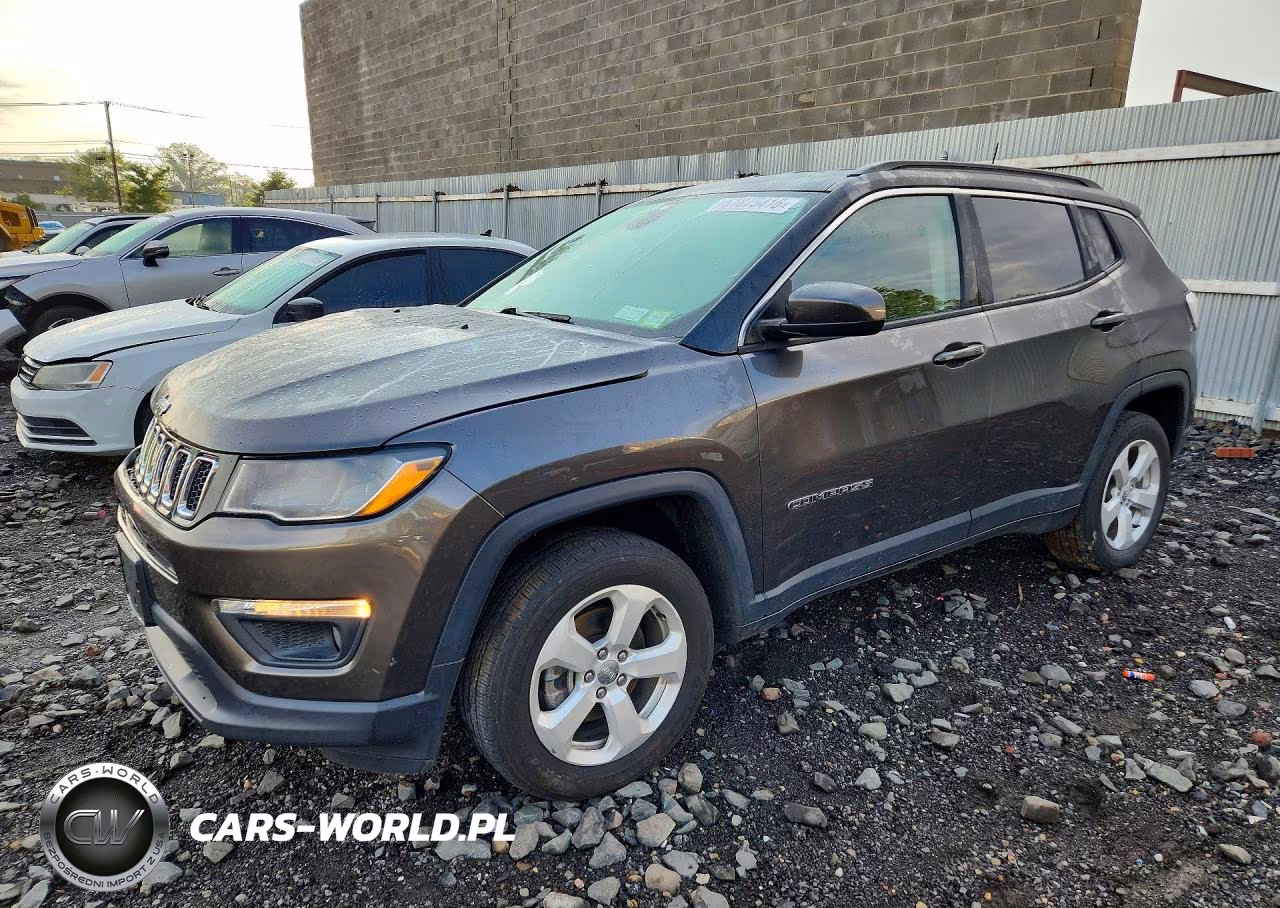 2019 Jeep Compass Latitude – zdjęcie 1 z 13