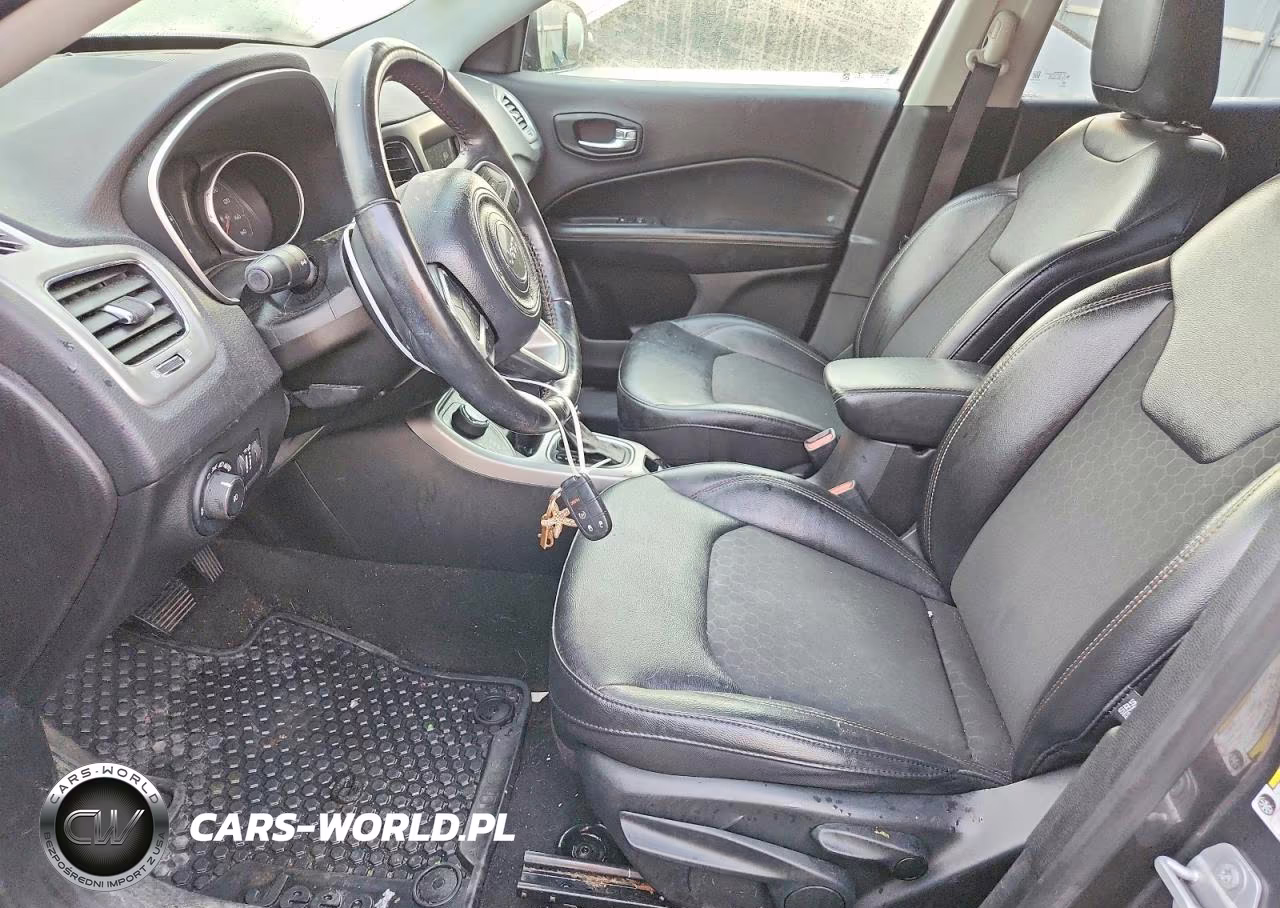 2019 Jeep Compass Latitude VIN:3C4NJDBB7KT807209 - 7