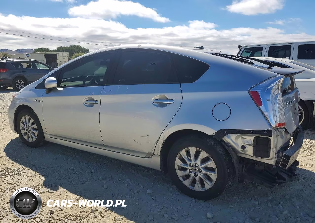 2013 Toyota Prius Plug-In Hybrid Base VIN:JTDKN3DP2D3043228 - 2