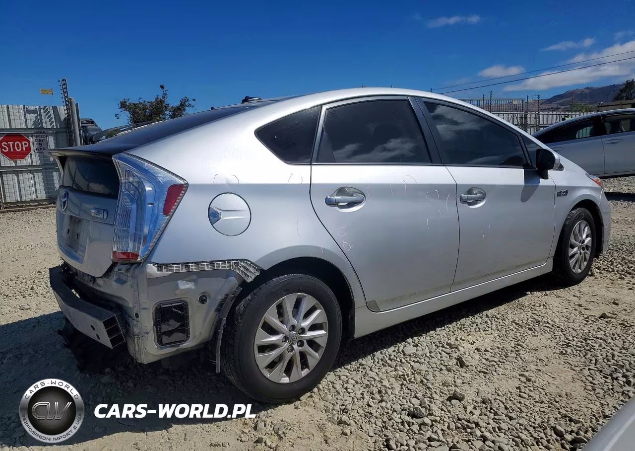2013 Toyota Prius Plug-In Hybrid Base VIN:JTDKN3DP2D3043228 - 3