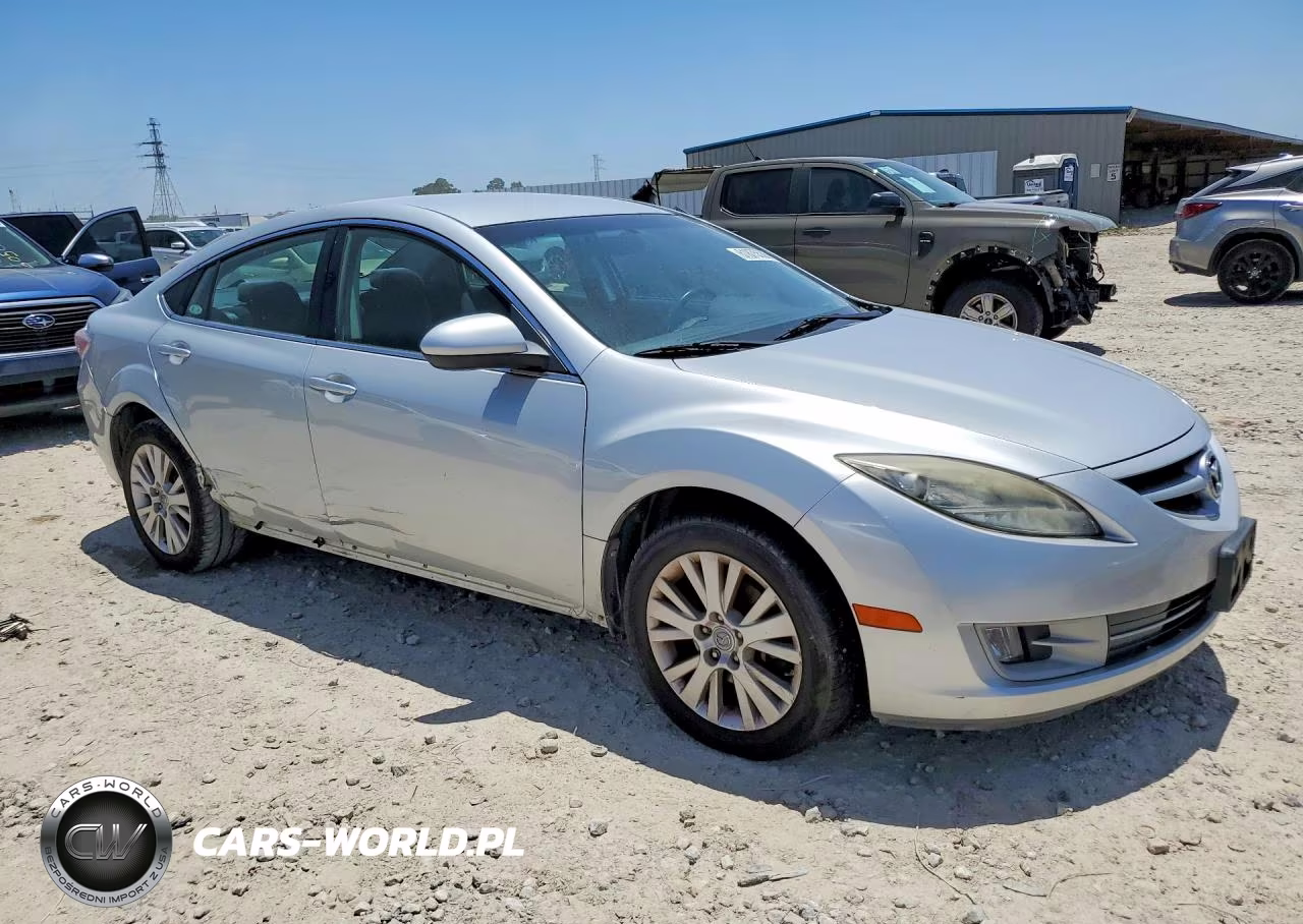 2010 Mazda 6 I VIN:1YVHZ8CHXA5M26785 - 4