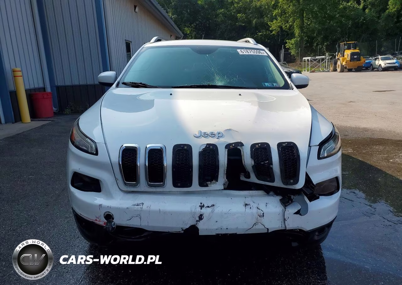 2015 Jeep Cherokee Latitude VIN:1C4PJMCB1FW538874 - 5