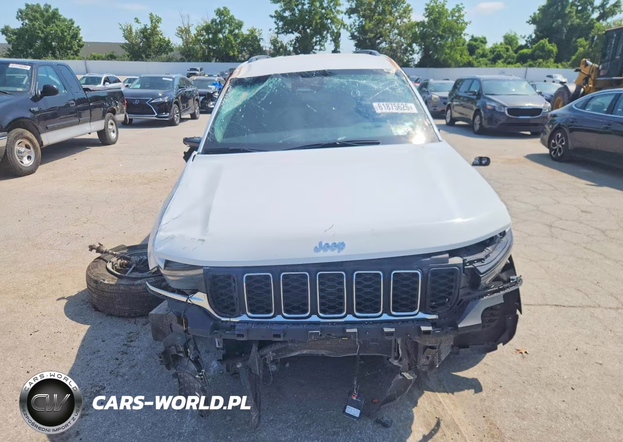2023 Jeep Grand Cherokee L Laredo VIN:1C4RJKAG5P8894746 - 5