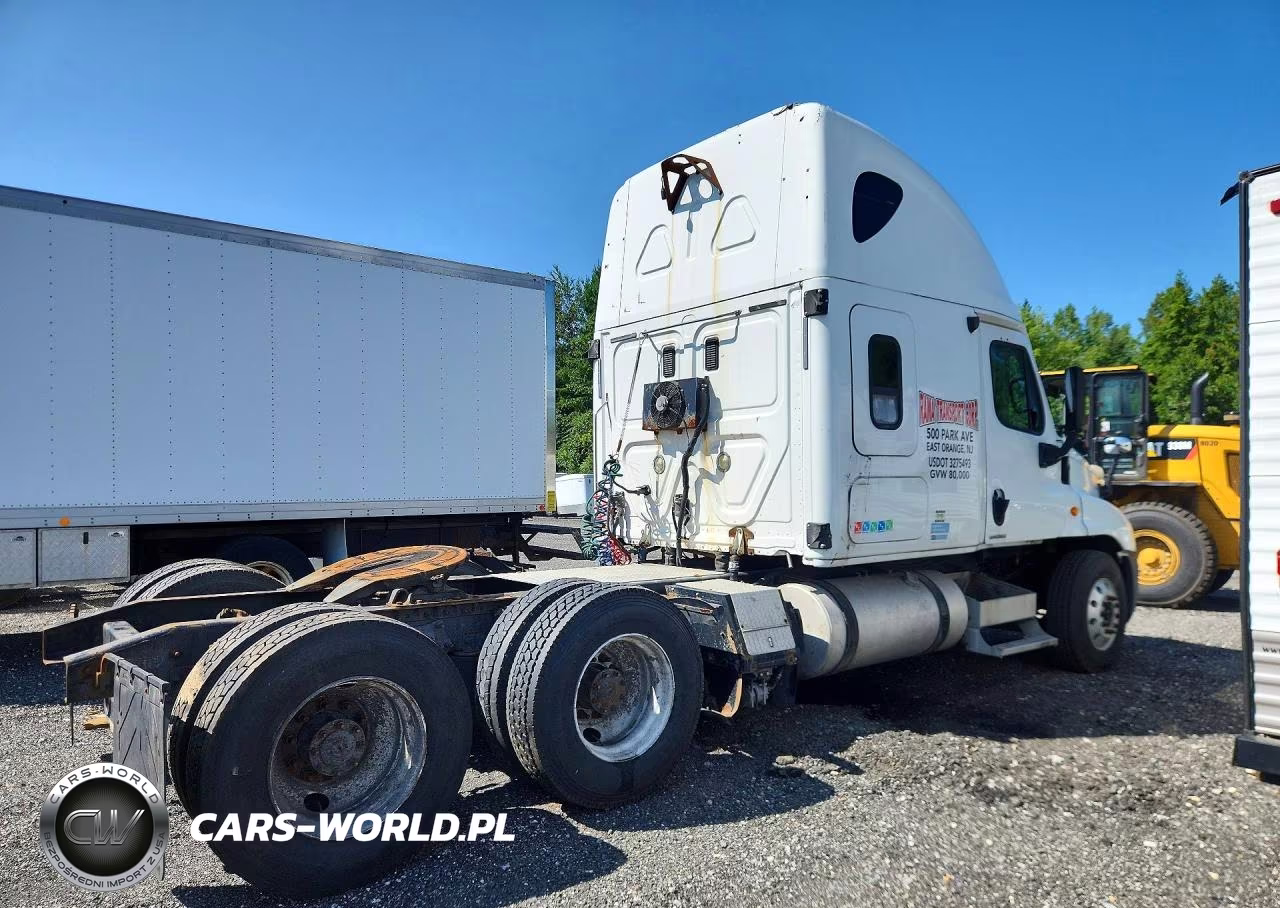 2009 Freightliner Cascadia Semi Truck VIN:1FUJGLCK89LAL0045 - 3