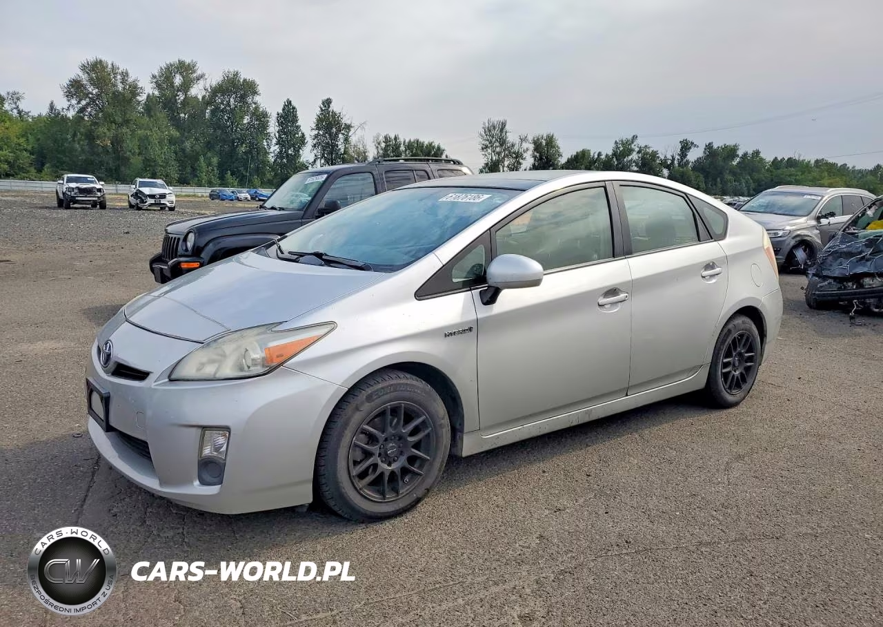 2011 Toyota Prius Four VIN:JTDKN3DU3B5308665 - 1