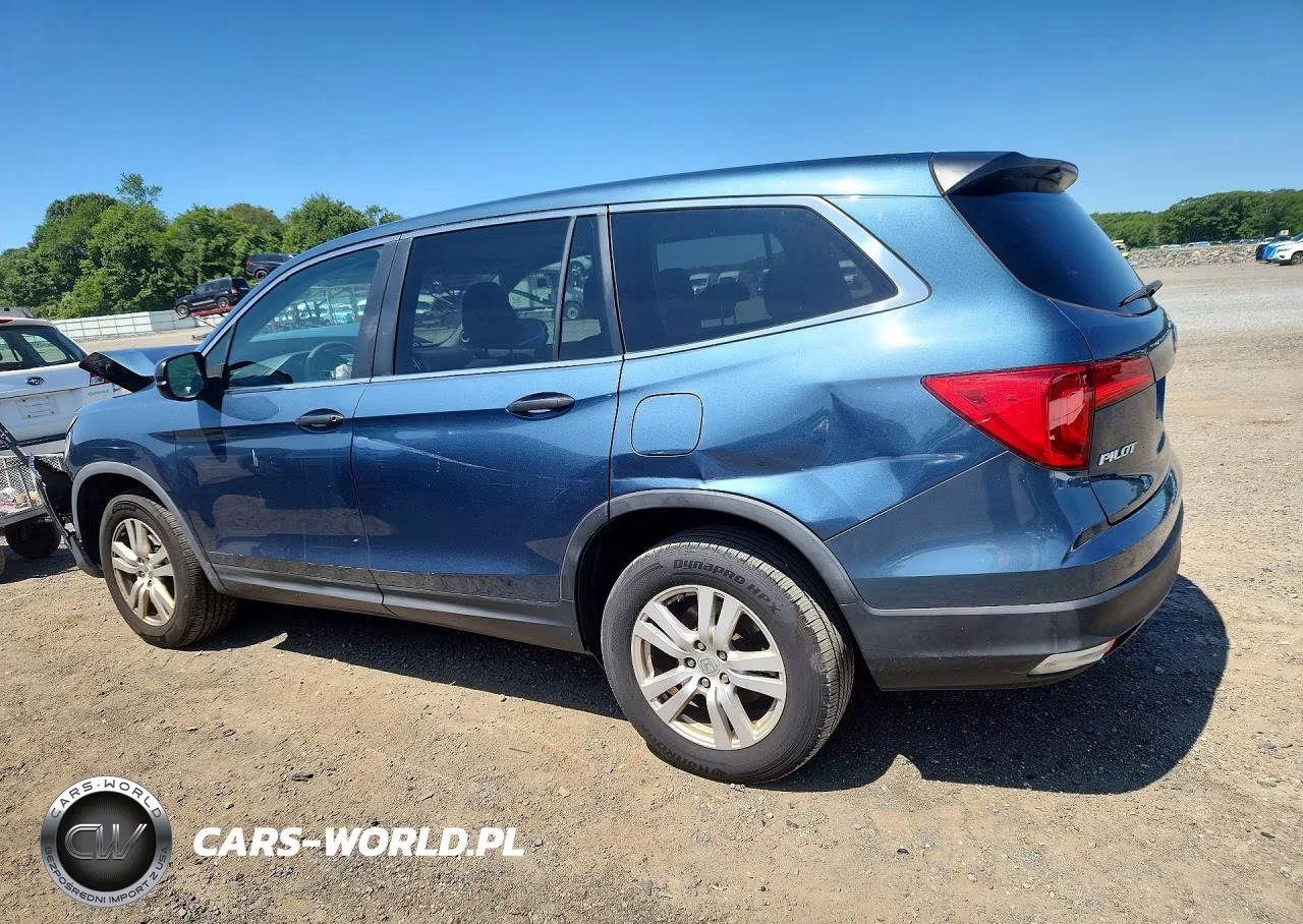 2017 Honda Pilot Lx VIN:5FNYF6H10HB030579 - 2
