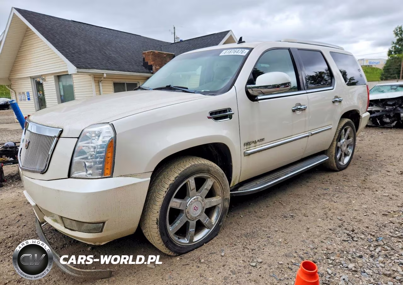 2011 Cadillac Escalade Luxury