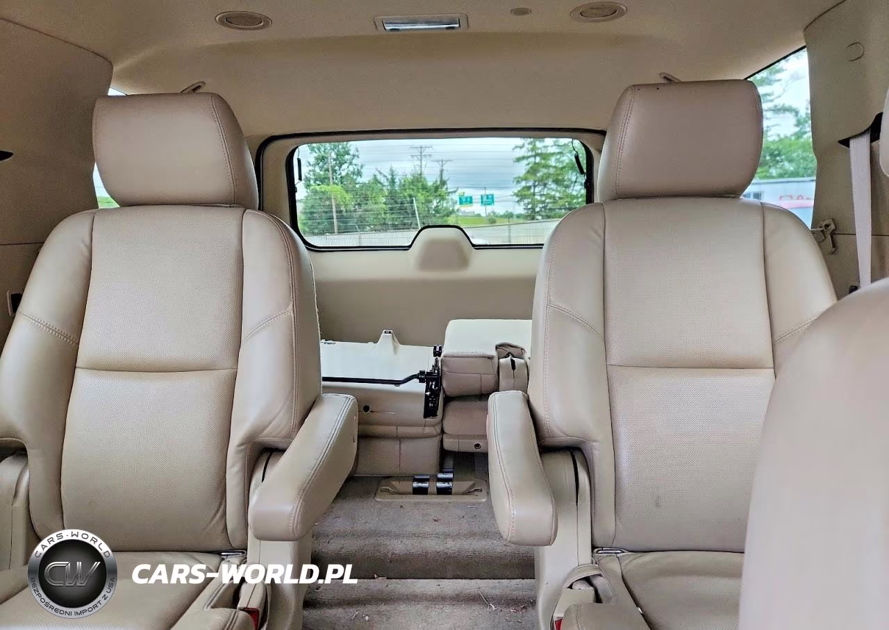 2011 Cadillac Escalade Luxury VIN:1GYS4BEF1BR219726 - 10