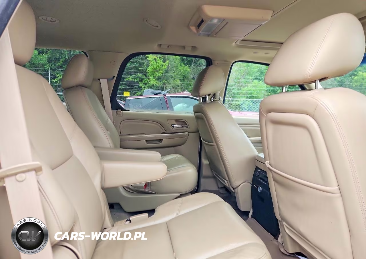 2011 Cadillac Escalade Luxury VIN:1GYS4BEF1BR219726 - 11