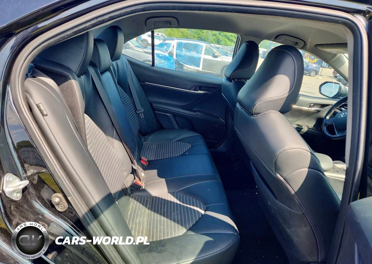 2024 Toyota Camry Se VIN:4T1G11AKXRU922097 - 10