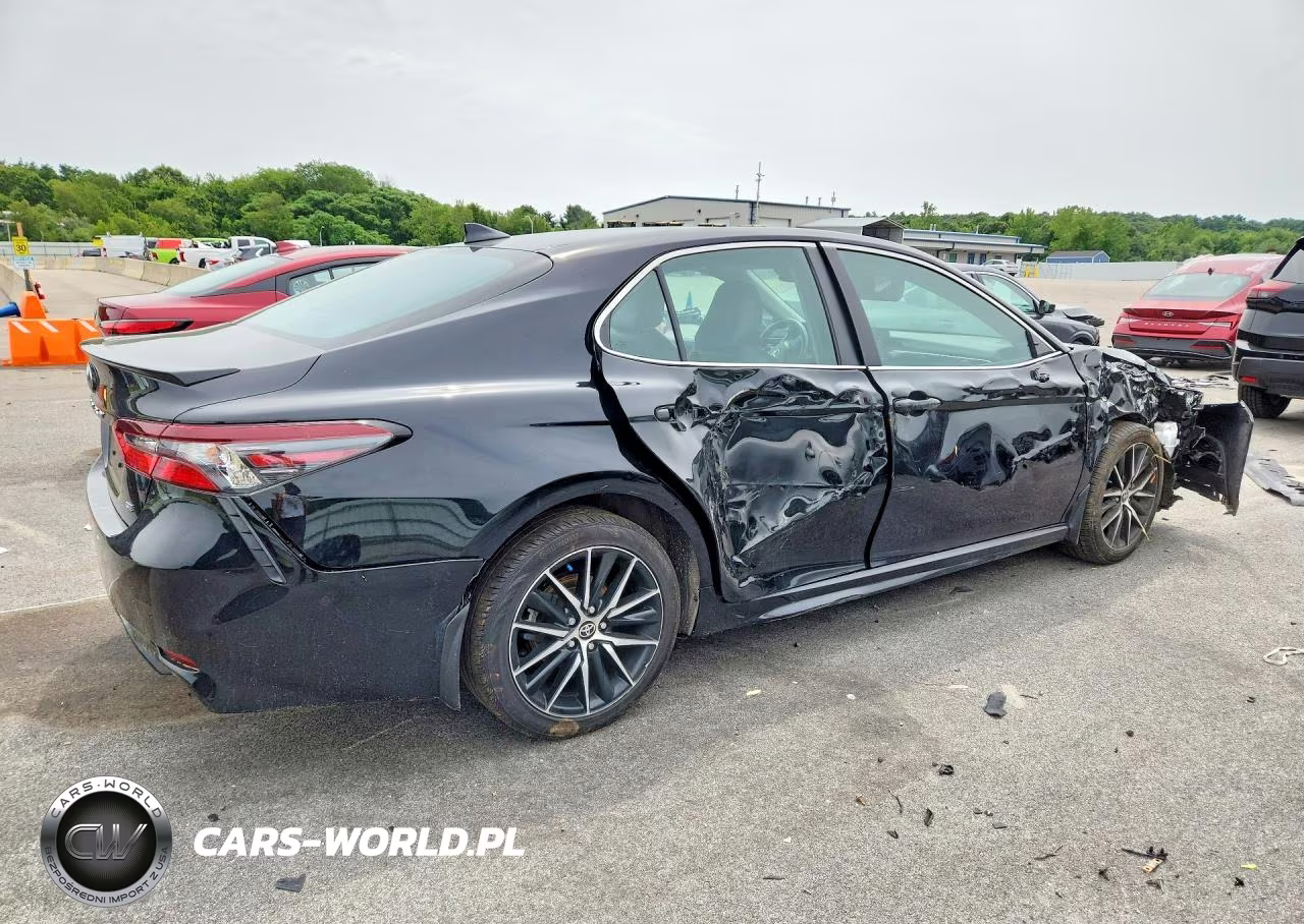2024 Toyota Camry Se VIN:4T1G11AKXRU922097 - 3