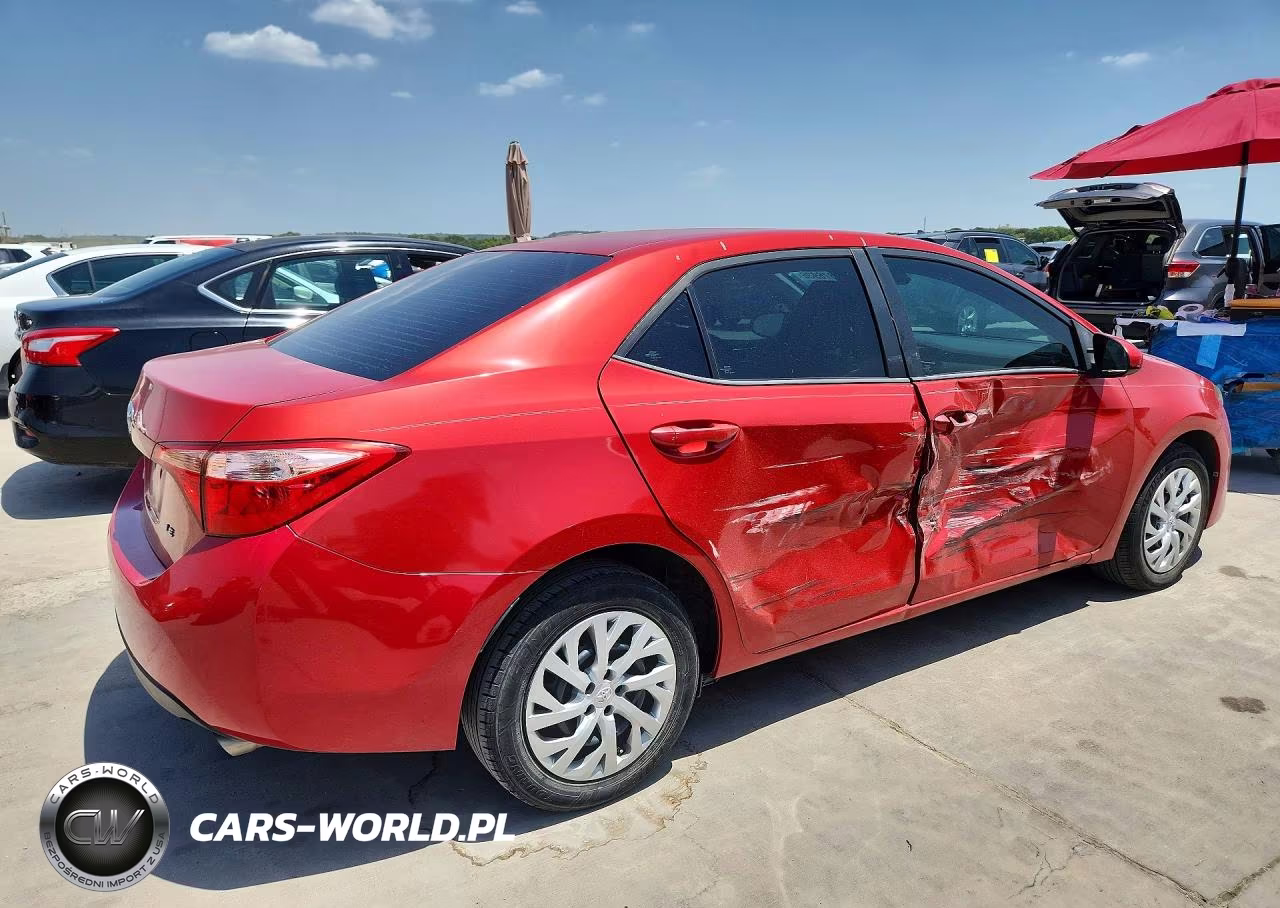 2019 Toyota Corolla Le VIN:5YFBURHE2KP891452 - 3