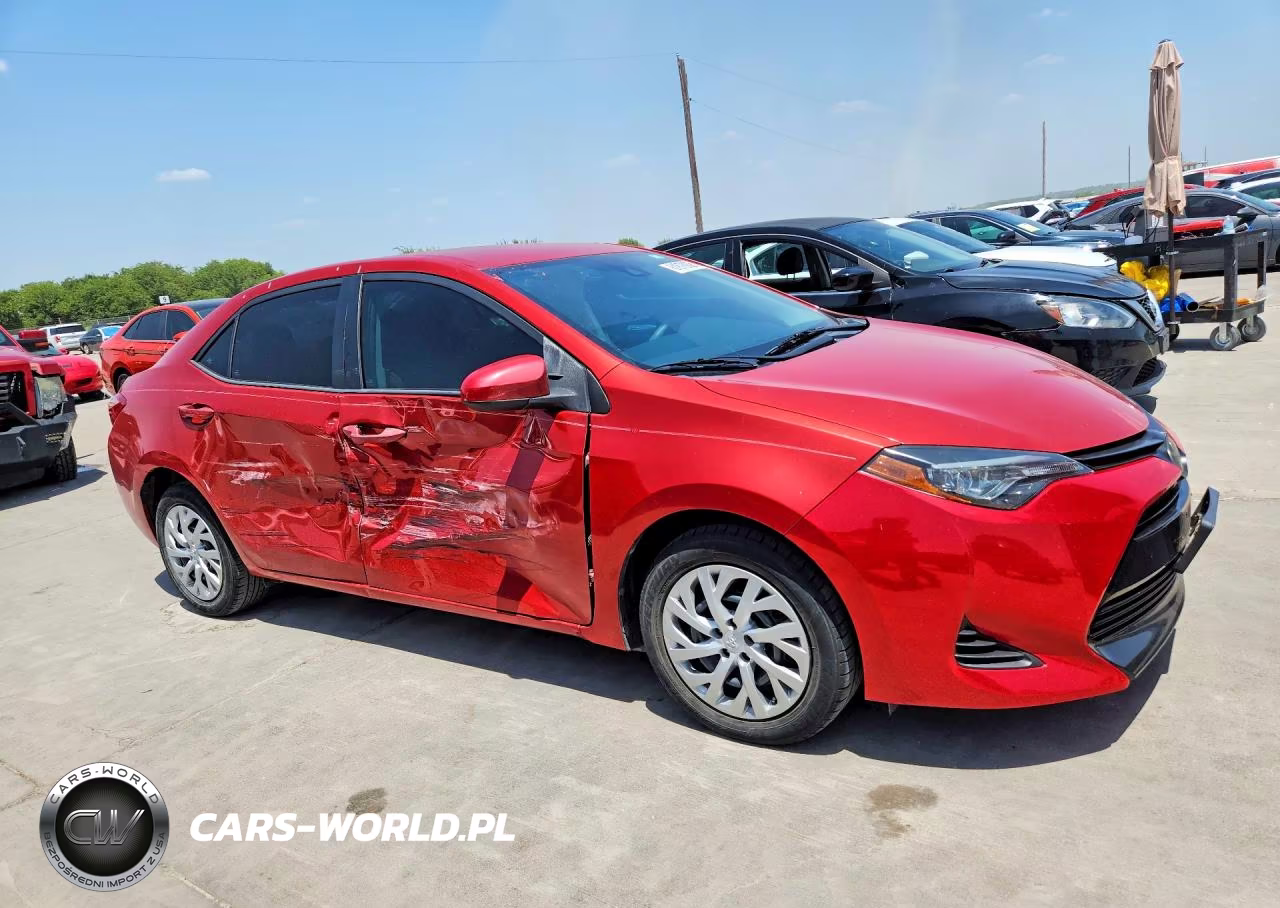 2019 Toyota Corolla Le VIN:5YFBURHE2KP891452 - 4