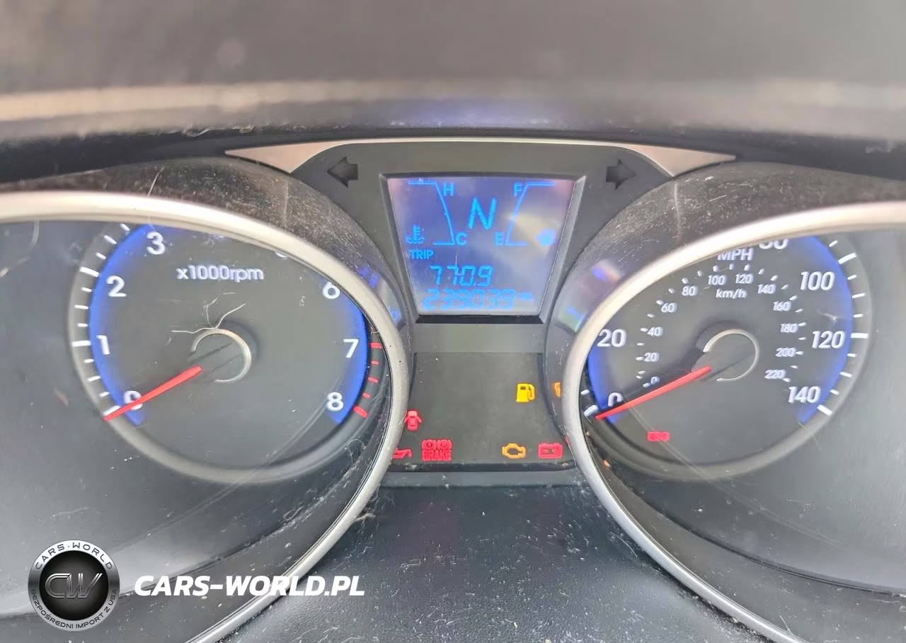 2010 Hyundai Tucson Gls VIN:KM8JU3AC5AU091968 - 9