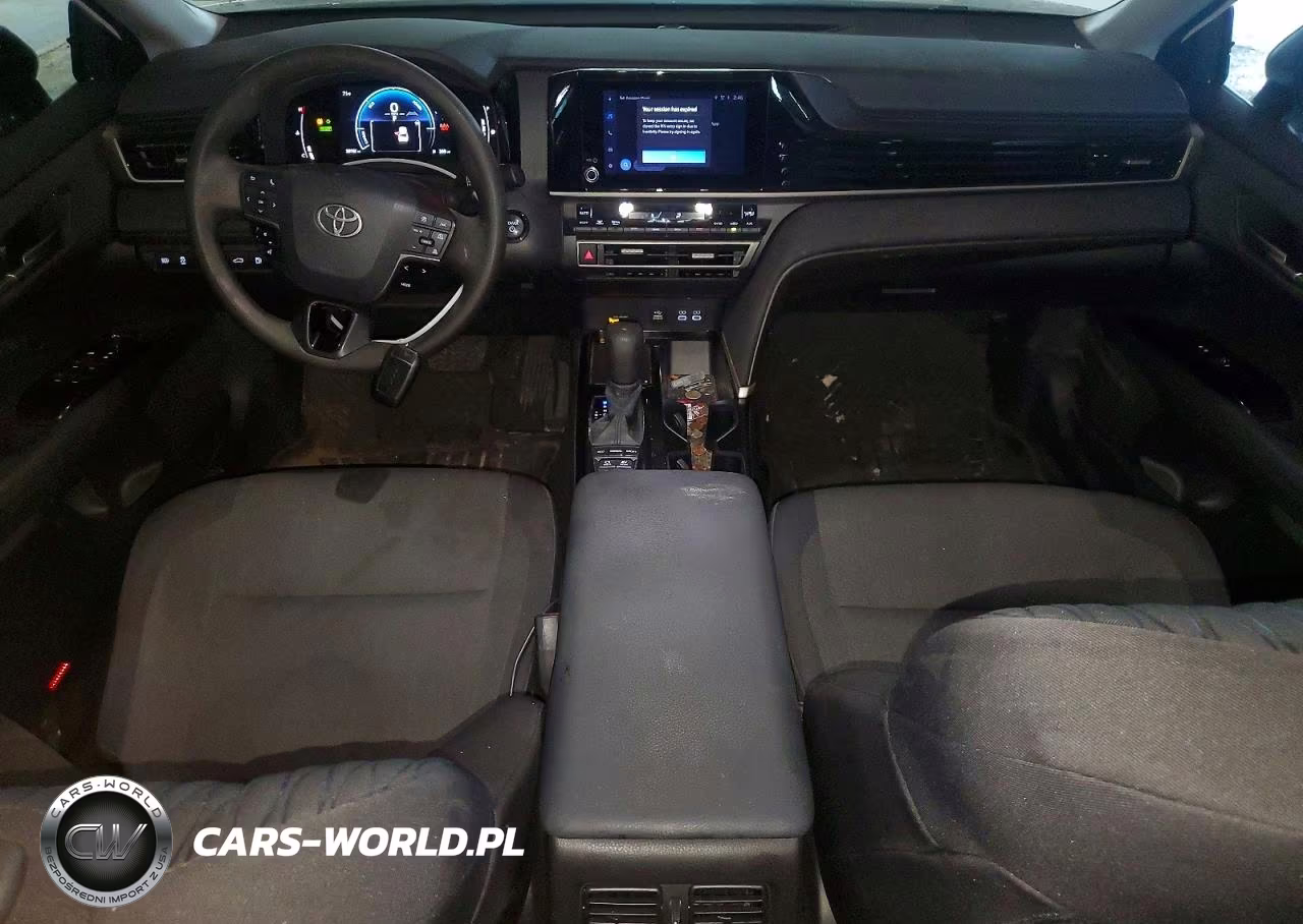 2025 Toyota Camry Le VIN:4T1DAACK1SU197883 - 8