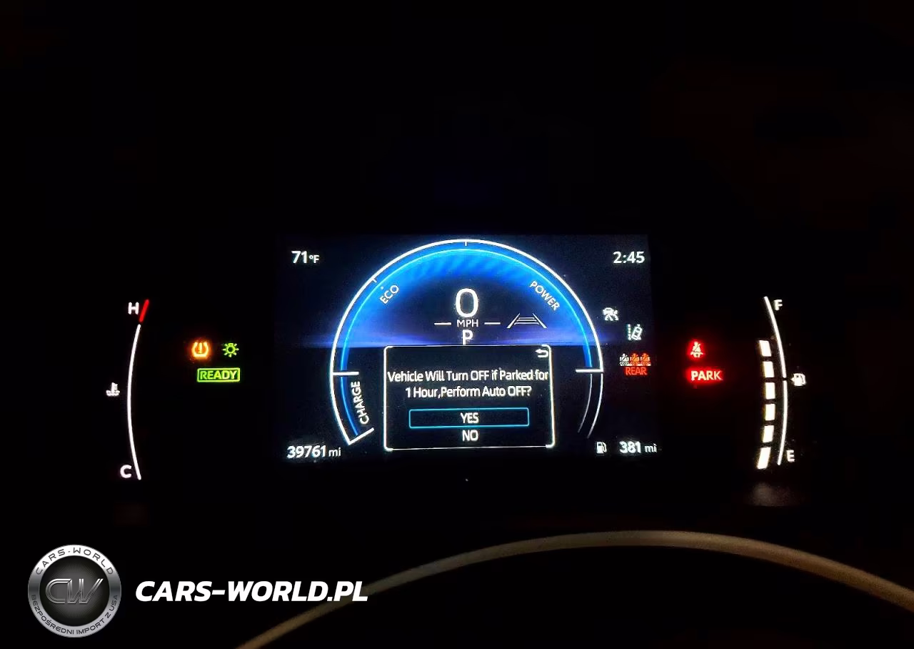 2025 Toyota Camry Le VIN:4T1DAACK1SU197883 - 9
