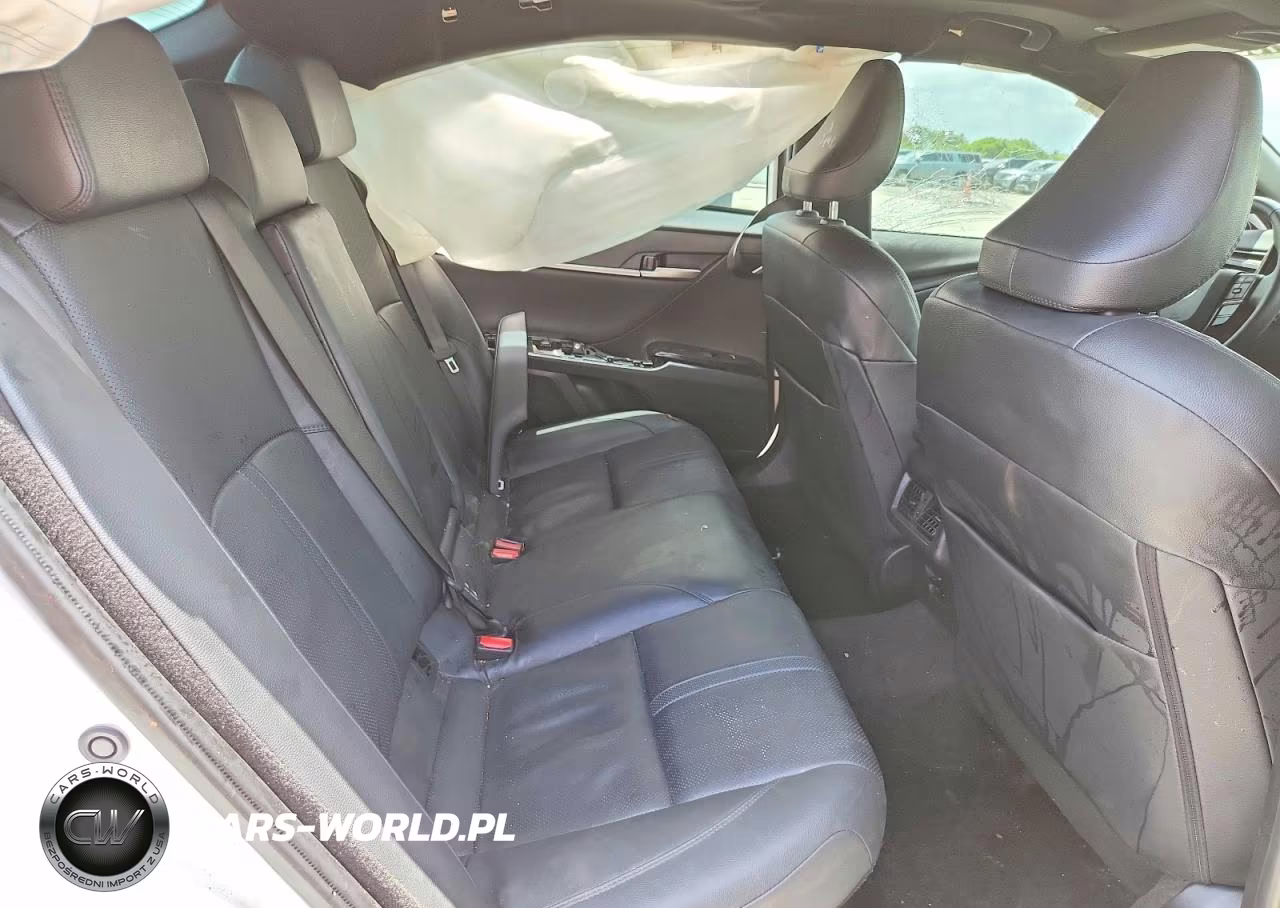 2025 Toyota Camry Xse VIN:4T1DAACK7SU010646 - 10