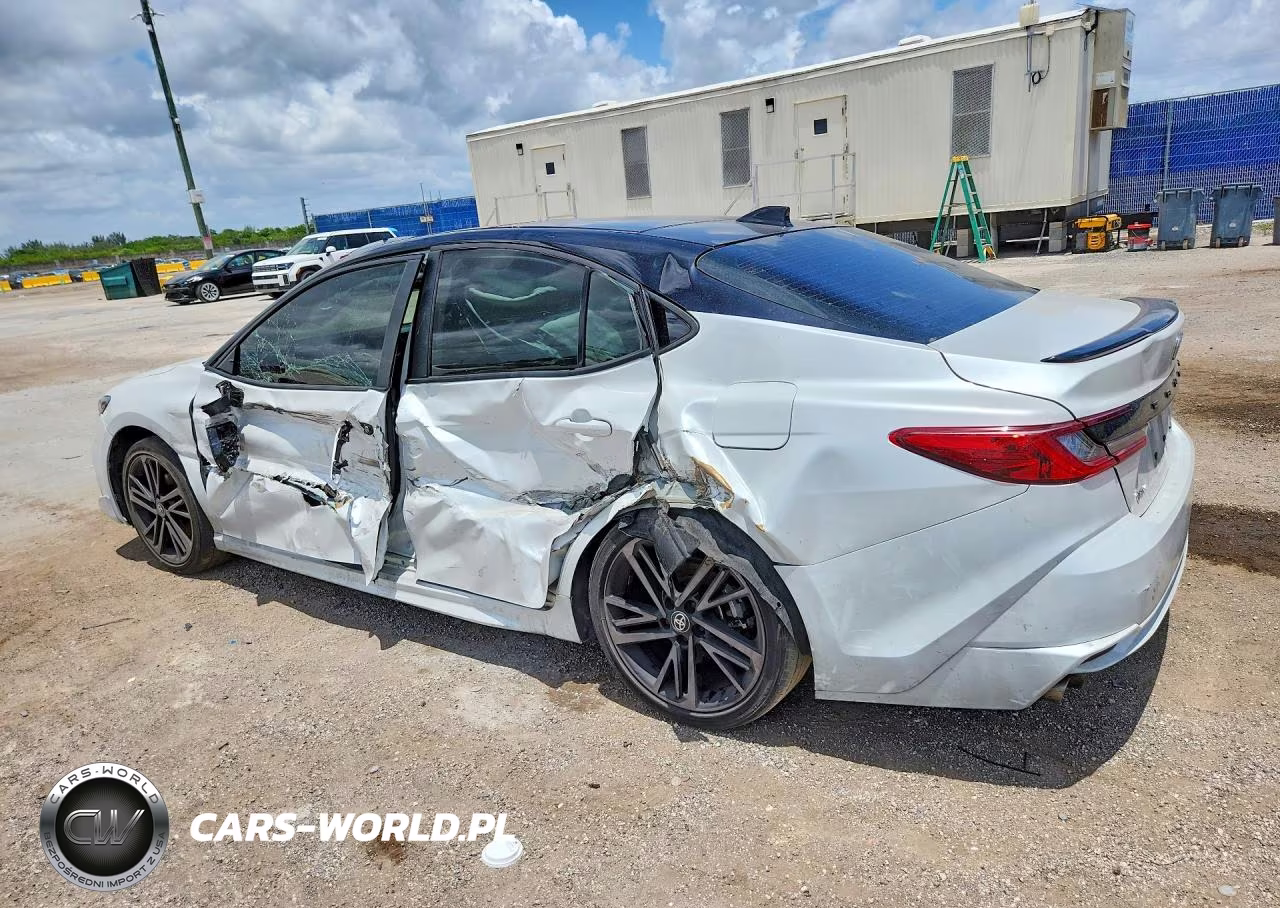 2025 Toyota Camry Xse VIN:4T1DAACK7SU010646 - 2