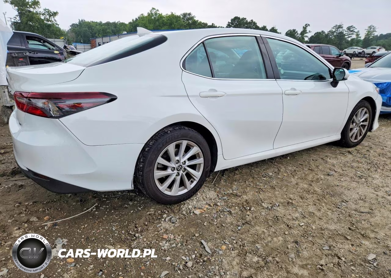 2022 Toyota Camry Le VIN:4T1C11AK5NU660059 - 3