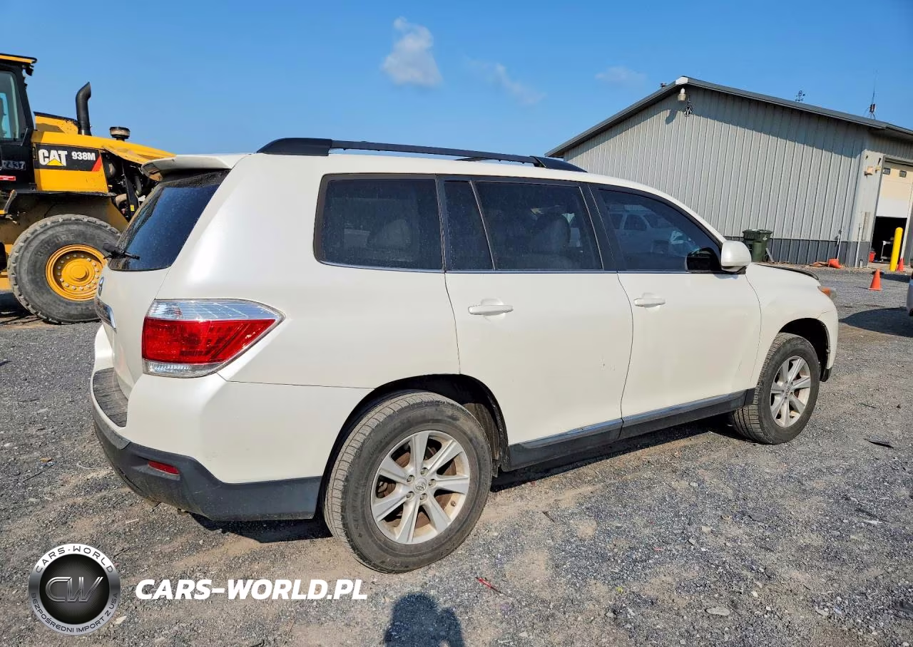 2013 Toyota Highlander Se VIN:5TDBK3EH8DS254884 - 3