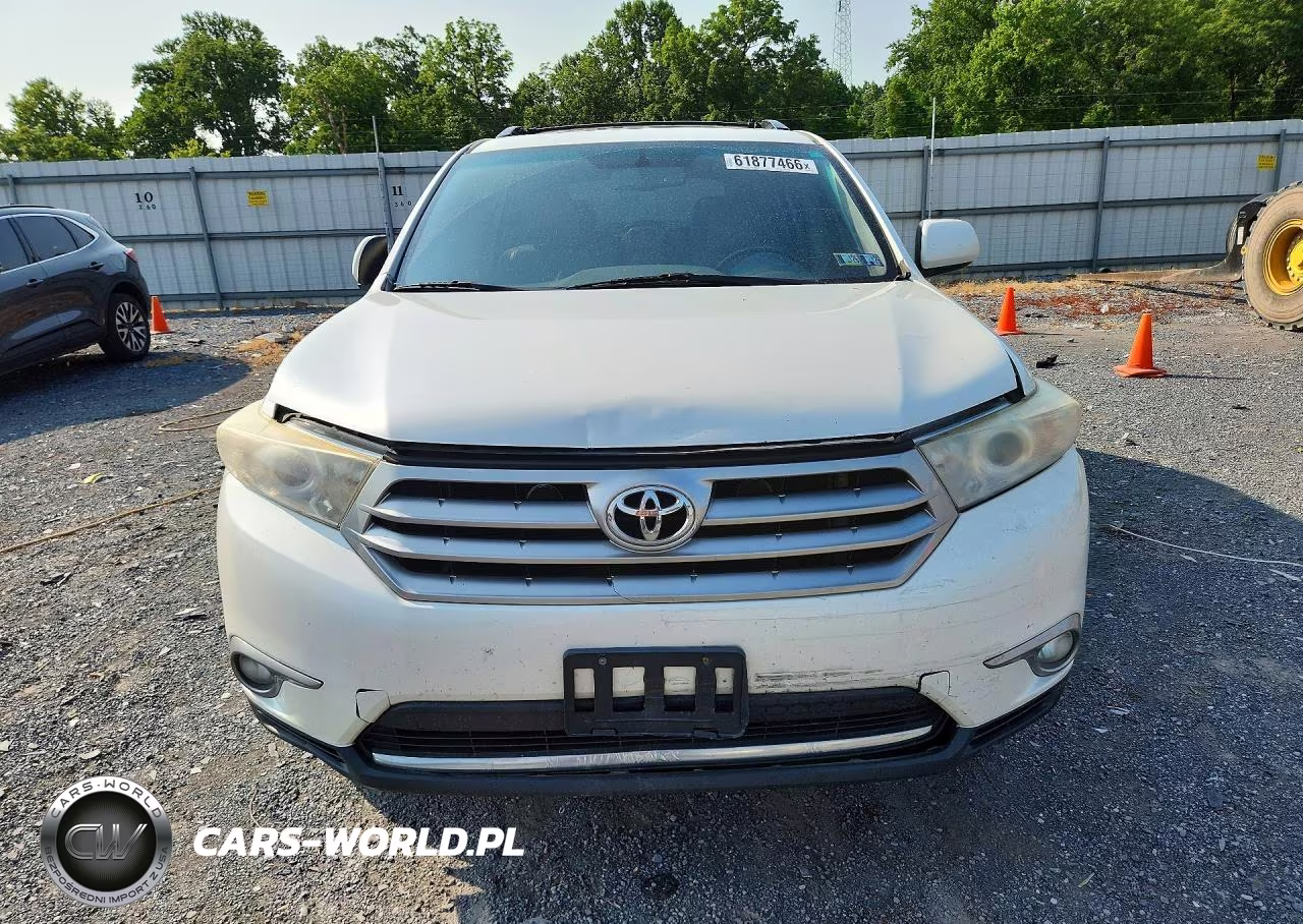 2013 Toyota Highlander Se VIN:5TDBK3EH8DS254884 - 5