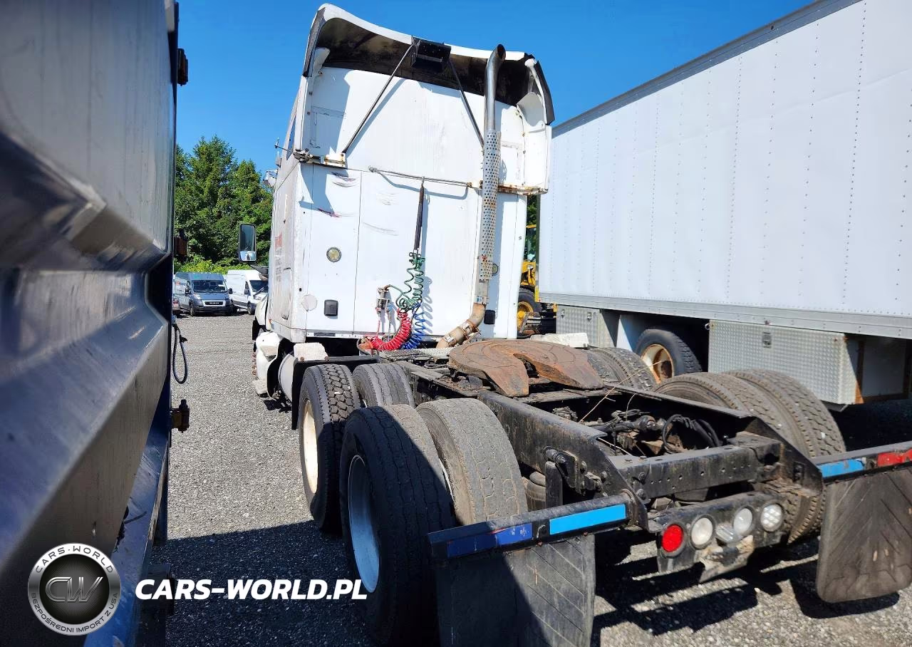 2007 Kenworth T2000 Semi Truck VIN:1XKTDU8X07J191096 - 2