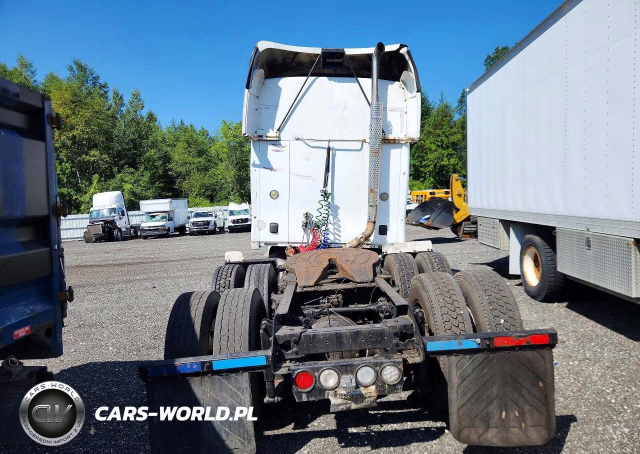 2007 Kenworth T2000 Semi Truck VIN:1XKTDU8X07J191096 - 6