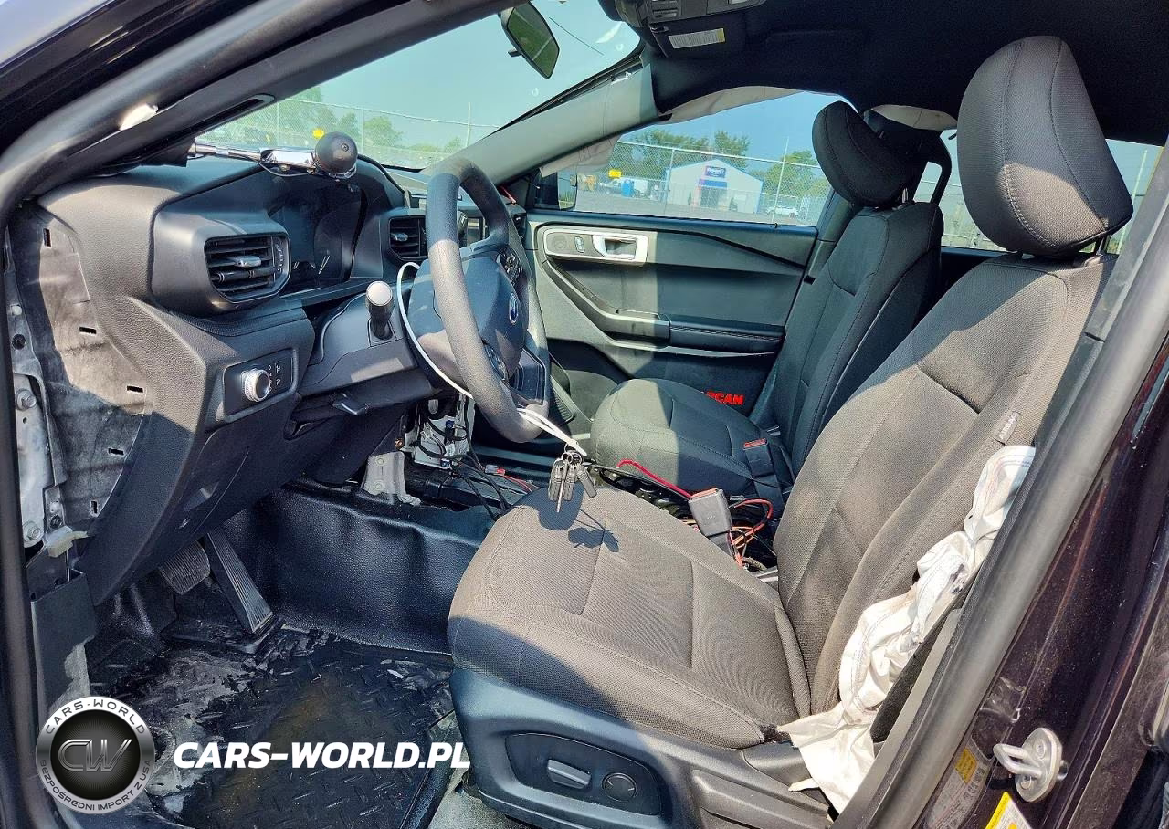 2020 Ford Explorer Police Interceptor VIN:1FM5K8AB9LGC51105 - 7