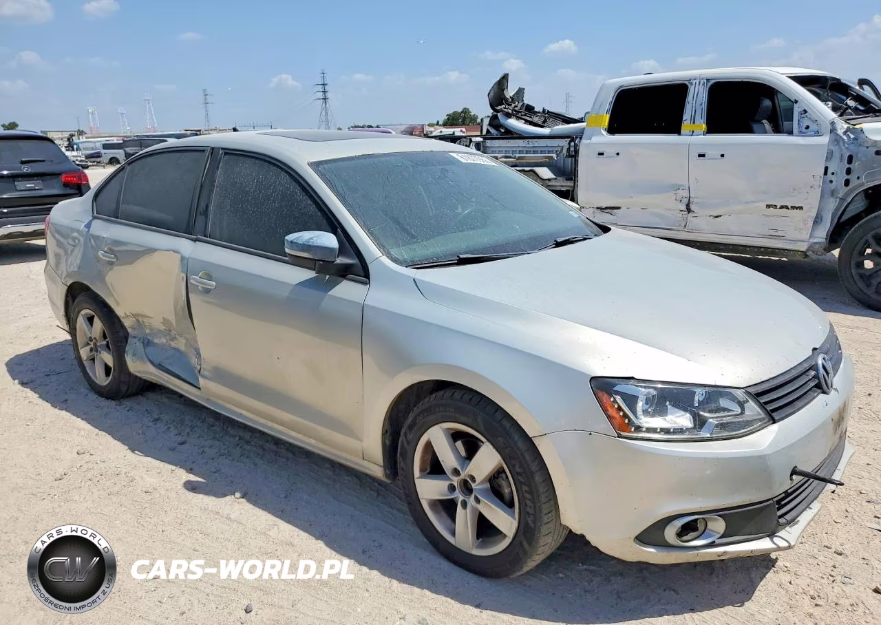 2011 Volkswagen Jetta Tdi VIN:3VW3L7AJ5BM119714 - 4