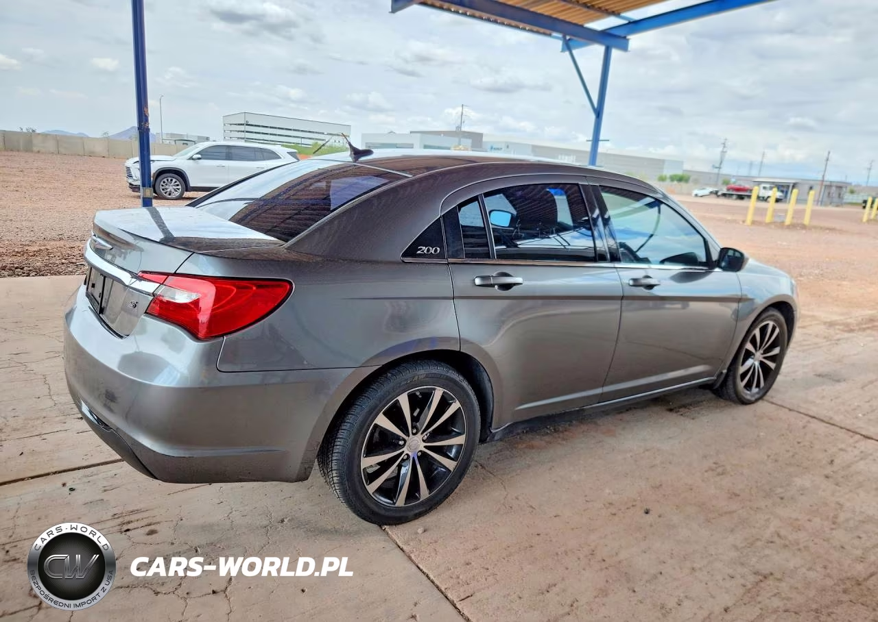 2012 Chrysler 200 Touring VIN:1C3CCBBG8CN297041 - 3