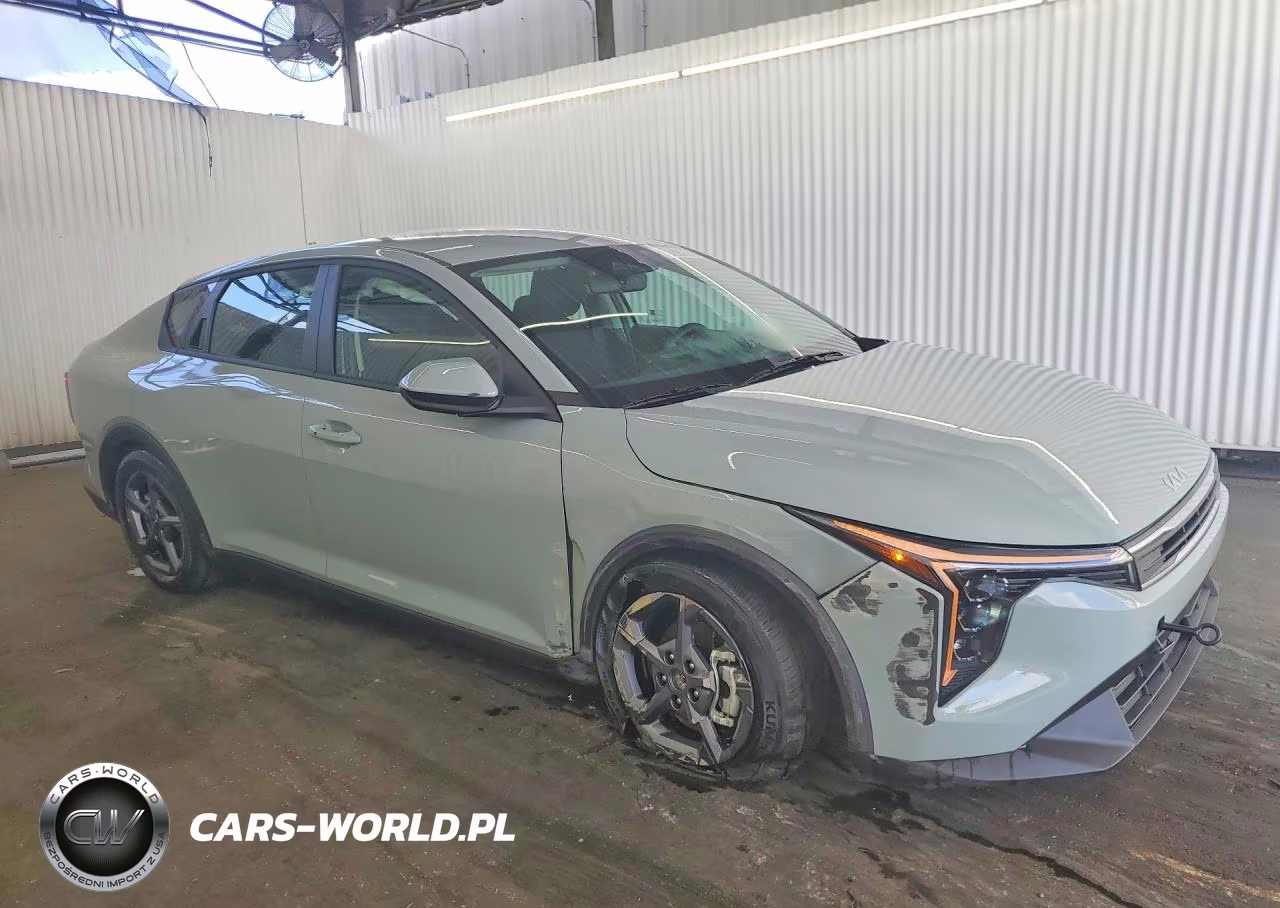 2026 Kia K4 Lxs VIN:3KPFT4DE5TE349598 - 4